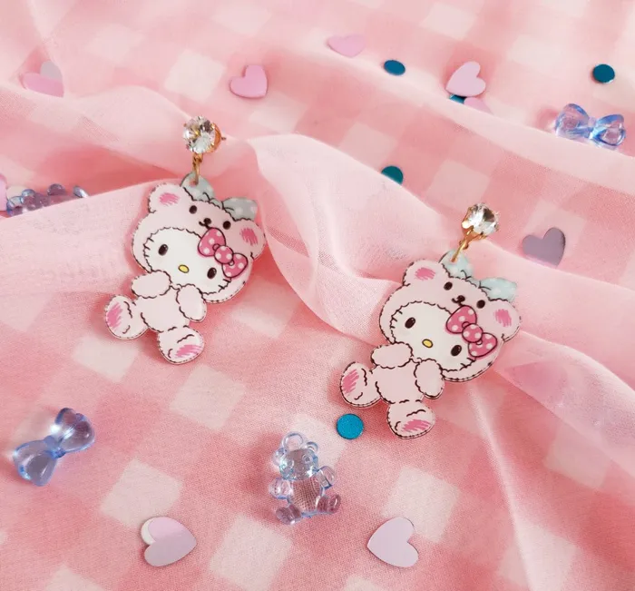 Vibrators The Kinky Peach Cuddly Kitty Earrings